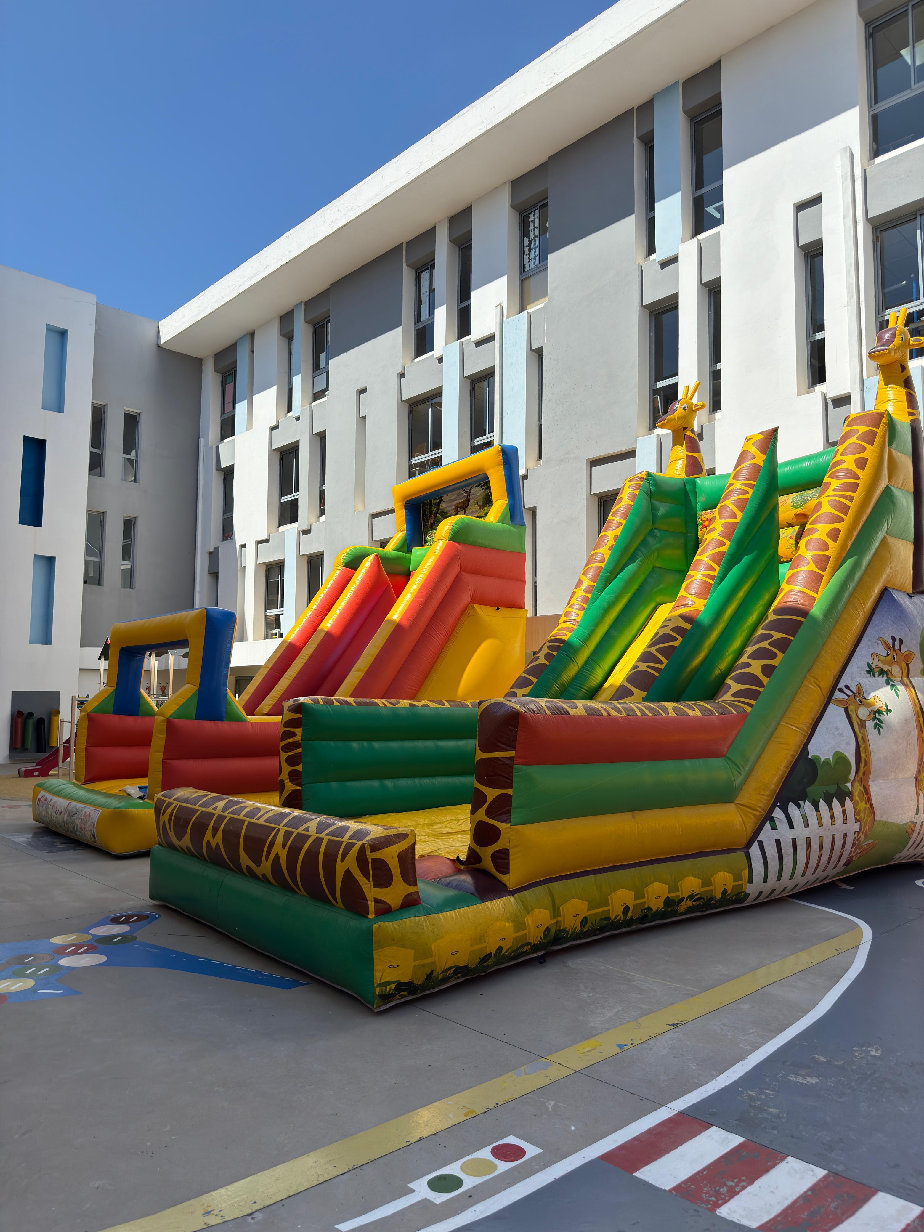 location château gonflable Maroc, location jeux gonflables Casablanca, location château gonflable Rabat, location château gonflable Marrakech, château gonflable anniversaire Maroc, location structures gonflables Maroc, Best Agency château gonflable, animation enfants Maroc, jeux gonflables fête école, château gonflable événement